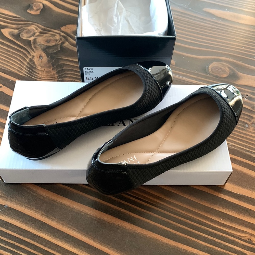 Black Alfani flats